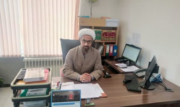 امام خمینی احیاگر اسلام ناب و عزت مسلمانان امام خمینی احیاگر اسلام ناب و عزت مسلمانان