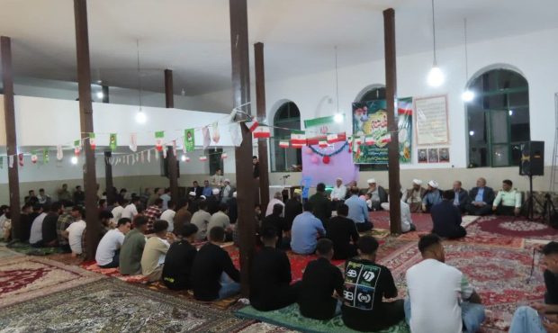 مراسم گرامیداشت هفته وحدت در روستای شیرین بلاغ